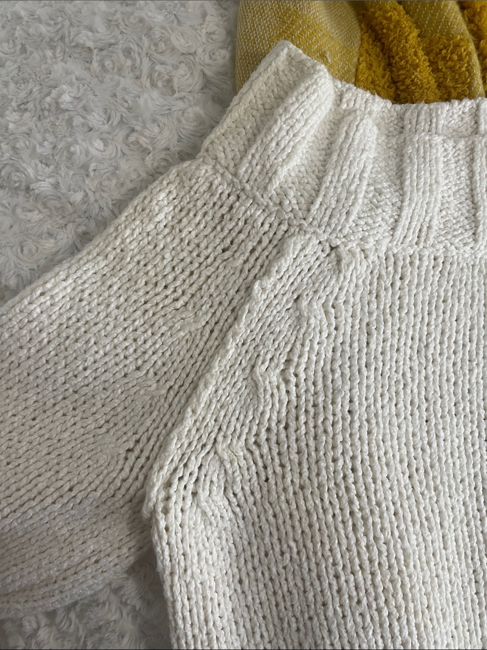 Free People Women’s Ivory Cotton Knit Sweater L 🤍 - Picture 8 of 10